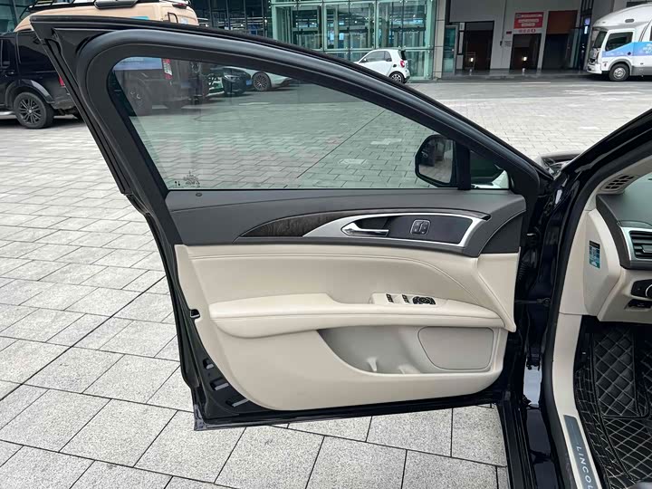 Lincoln MKZ 2019 2019款 2.0T 尊享版 国VI