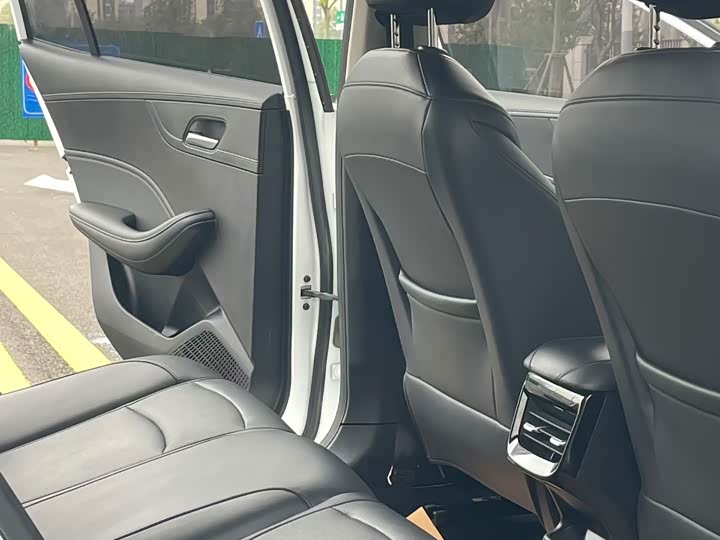 Roewe i5 2024 2024款 1.5L CVT尊荣版