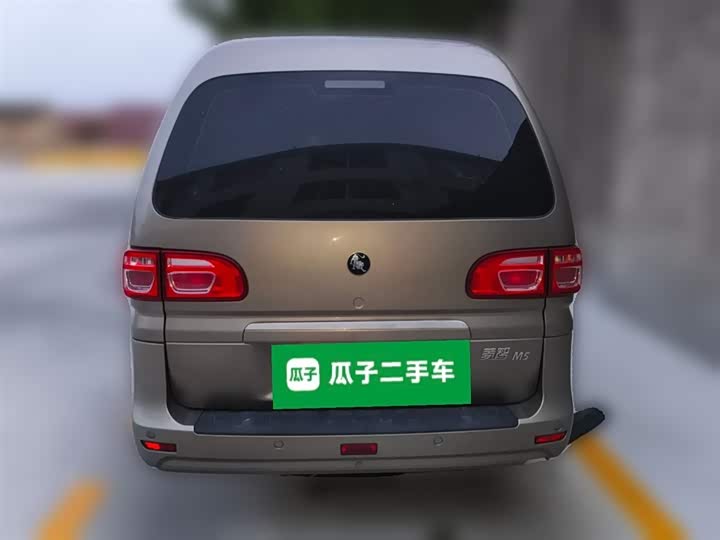 Dongfeng Forthing Lingzhi M5 2023 2023款 M5L 1.6L 舒适型 9座
