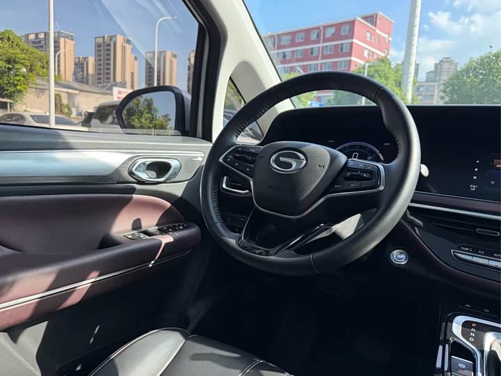 GAC Trumpchi M6 2023 2023款 PRO 270T DCT尊享版