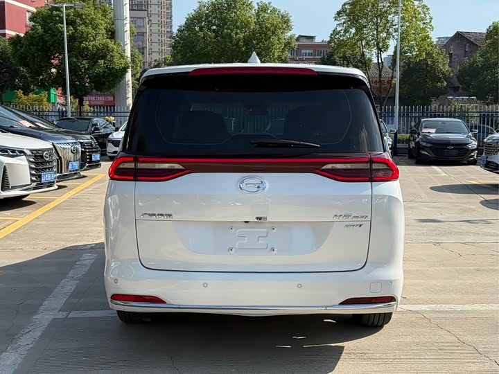 GAC Trumpchi M6 2023 2023款 PRO 270T DCT尊享版