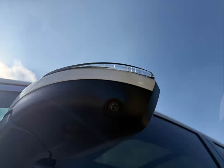 GAC Trumpchi M6 2023 2023款 PRO 270T DCT尊享版