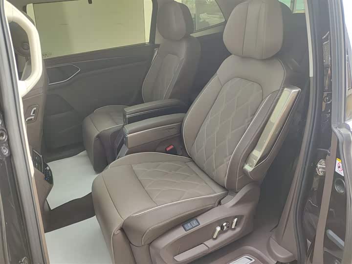 Volkswagen Viloran 2024 2024款 380TSI 尊贵版