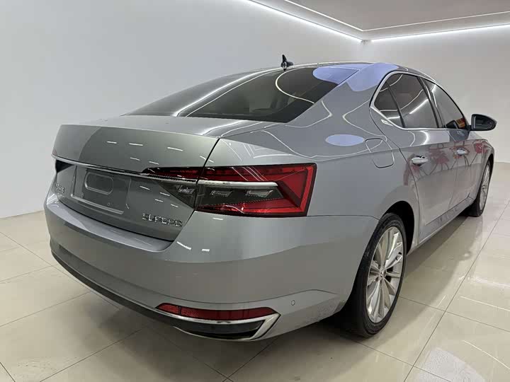 Skoda Superb 2021 2021款 TSI380 DSG旗舰版