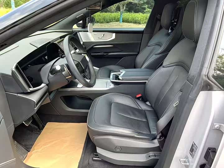 HiPhi Y 2023 2023款 560km 先锋版