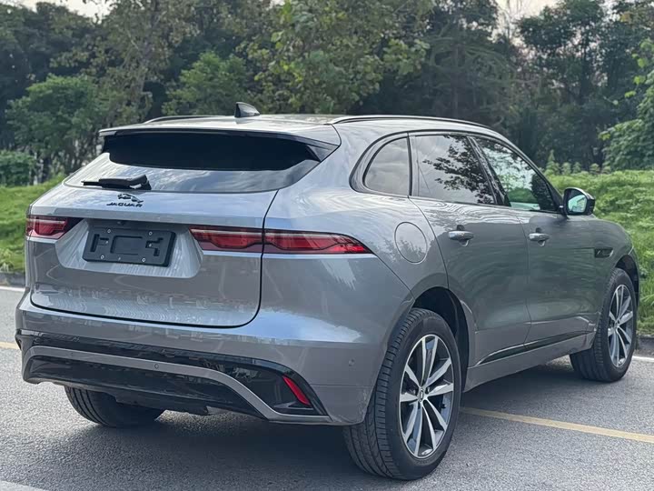 Jaguar F-Pace 2025 2025款 P250 R-Dynamic SE