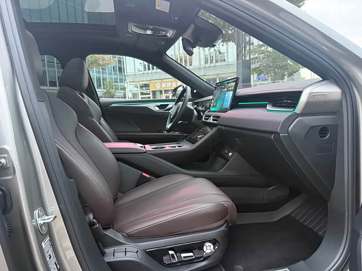 Wey Mocca Hybrid 2024 2024款 Hi4 四驱长续航版