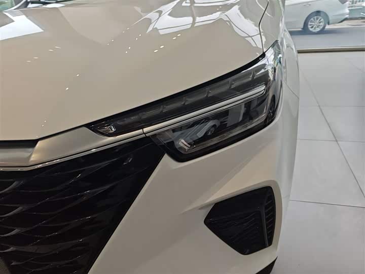 Roewe RX5 2023 2023款 PLUS 330TGI 自动领潮智惠版