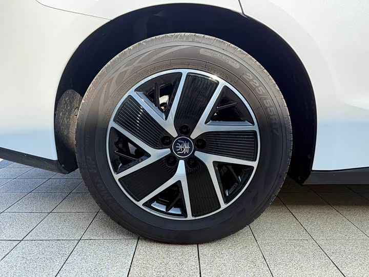 BYD Qin L 2025 2025款 DM-i 智驾版 120KM领先型