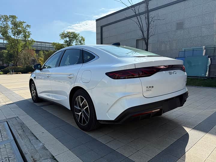 BYD Qin L 2025 2025款 DM-i 智驾版 120KM领先型