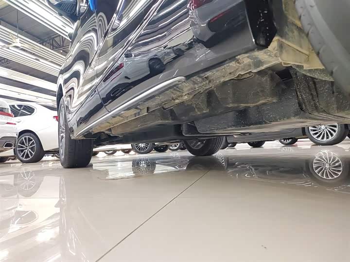 Toyota Crown Kluger 2024 2024款 2.5L HEV四驱豪华版