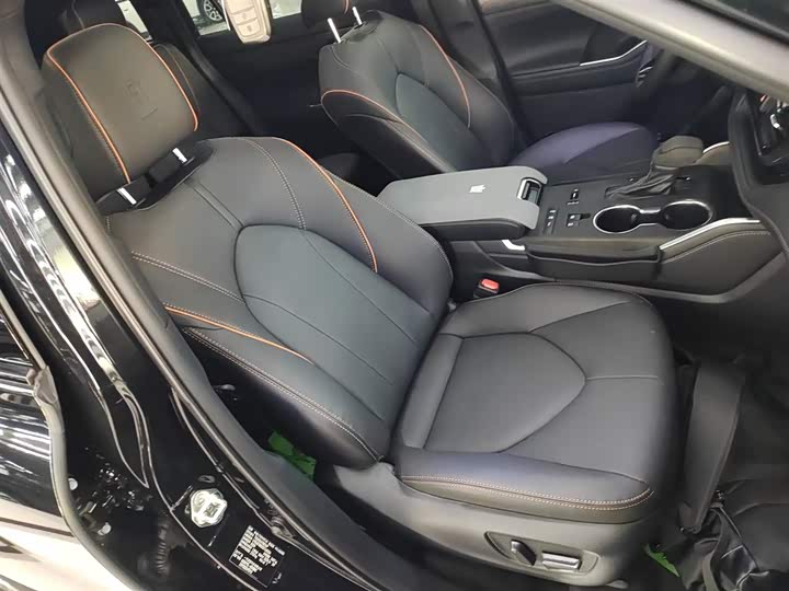 Toyota Crown Kluger 2024 2024款 2.5L HEV四驱豪华版