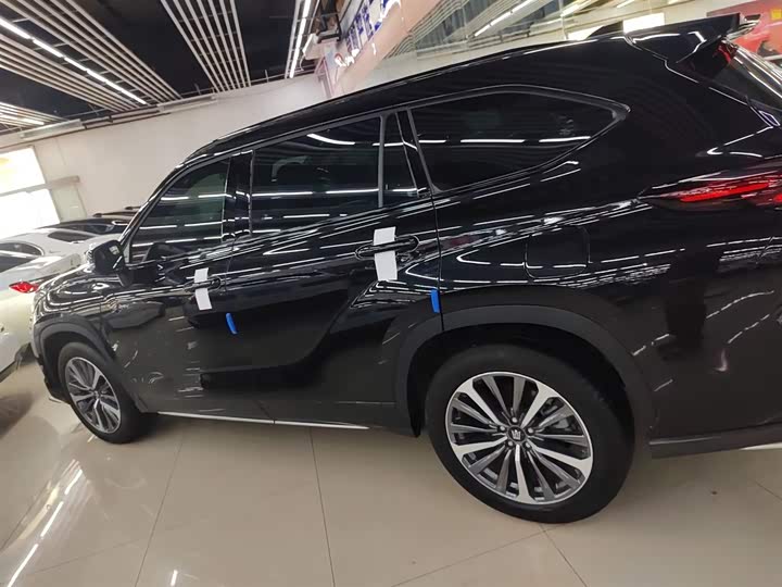 2024 Toyota Crown Kluger