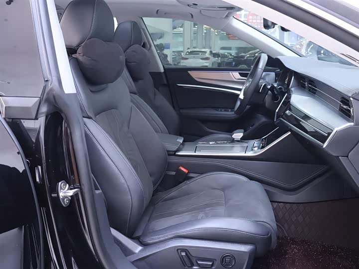 Audi A7L 2024 2024款 45 TFSI 豪华型