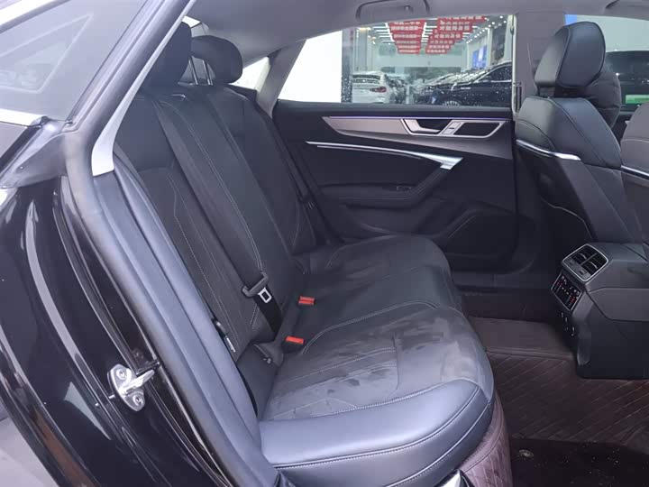 Audi A7L 2024 2024款 45 TFSI 豪华型