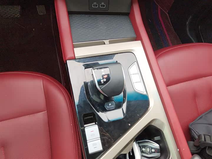 Jetour X70 2023 2023款 1.5T DCT超越PRO+版 7座