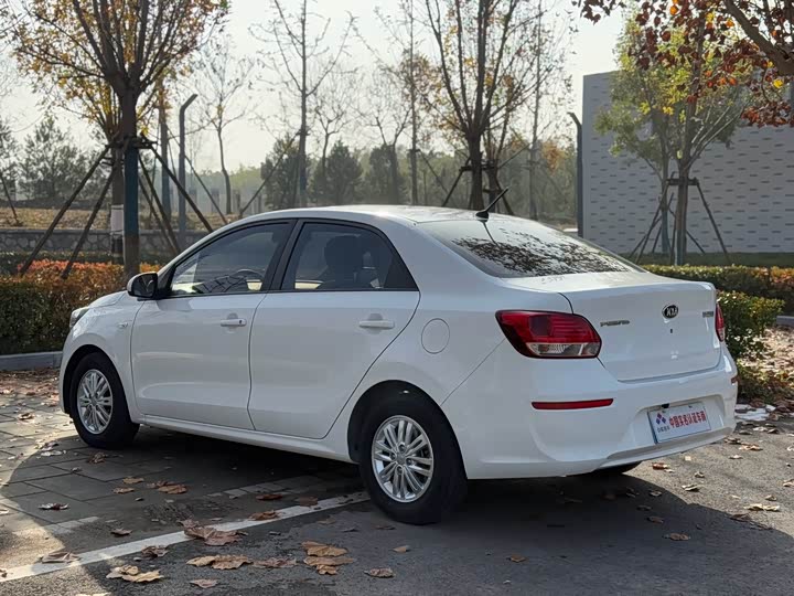 Kia Pegas 2020 2020款 改款 1.4L 自动舒适天窗版