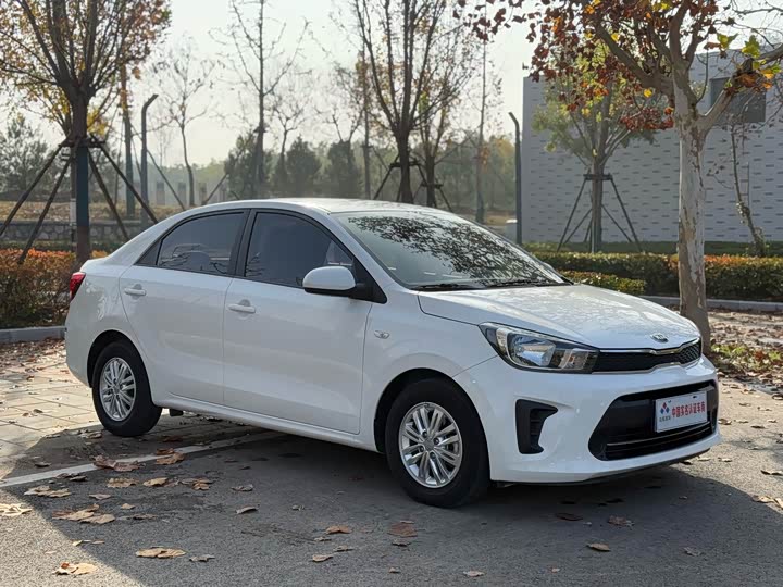Kia Pegas 2020 2020款 改款 1.4L 自动舒适天窗版