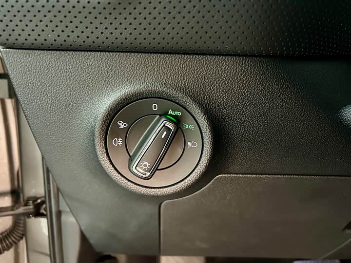 Skoda Kodiaq 2022 2022款 TSI330 7座两驱奢享版