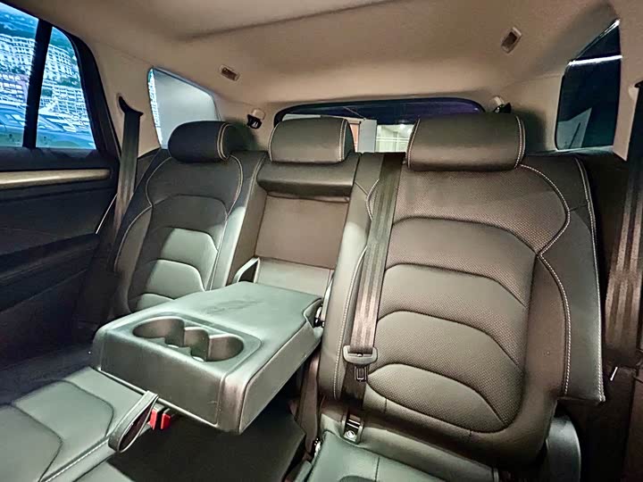 Skoda Kodiaq 2022 2022款 TSI330 7座两驱奢享版