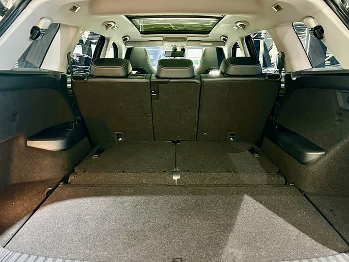 Skoda Kodiaq 2022 2022款 TSI330 7座两驱奢享版