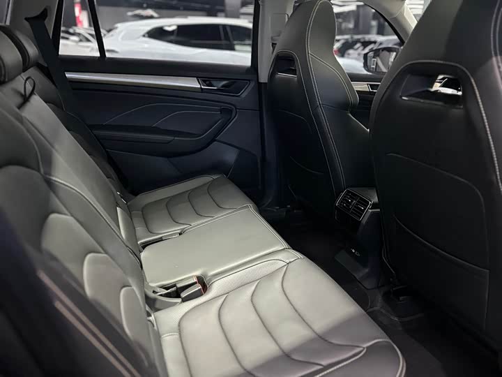 Skoda Kodiaq 2022 2022款 TSI330 7座两驱奢享版