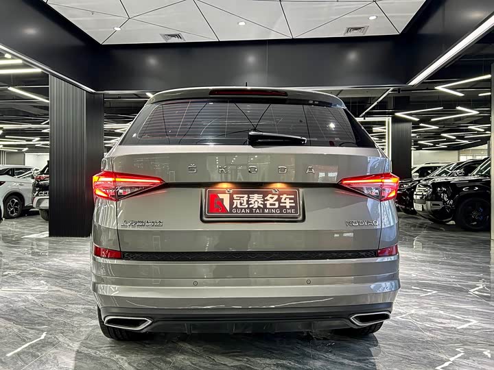 Skoda Kodiaq 2022 2022款 TSI330 7座两驱奢享版