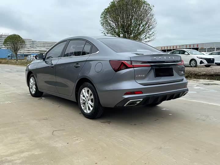 Roewe i5 2024 2024款 1.5L CVT尊荣版