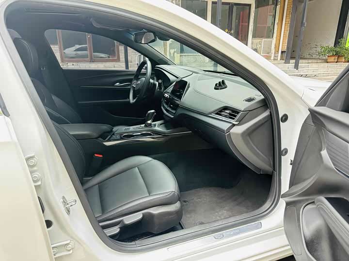 Cadillac CT4 2023 2023款 25T 风尚型