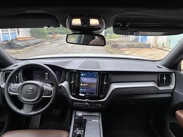 Volvo XC60 2025 2025款 B5 四驱智逸豪华版