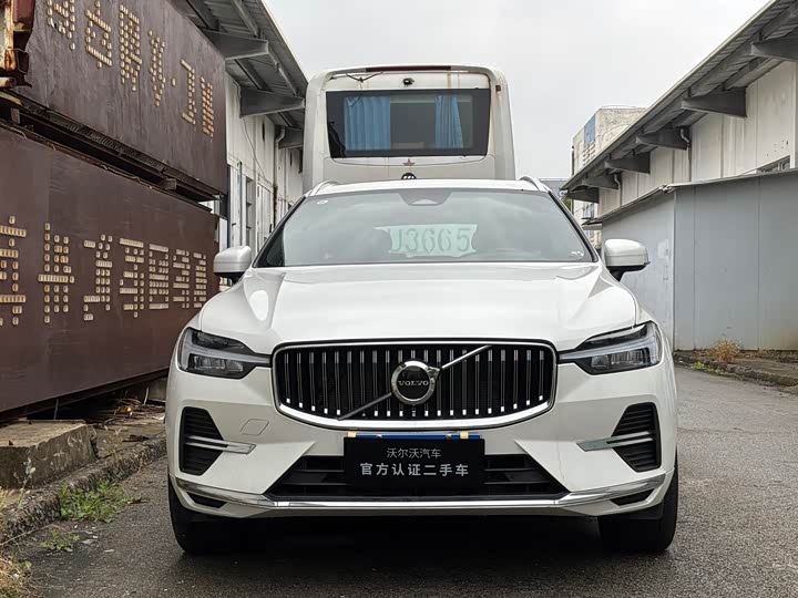 Volvo XC60 2025 2025款 B5 四驱智逸豪华版