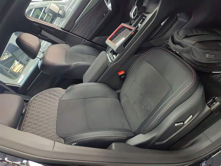 Geely Okavango L 2025 2025款 2.0T DCT尊享款