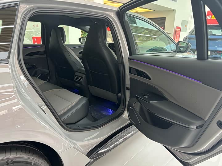 Hongqi EH7 2025 2025款 600 智选版