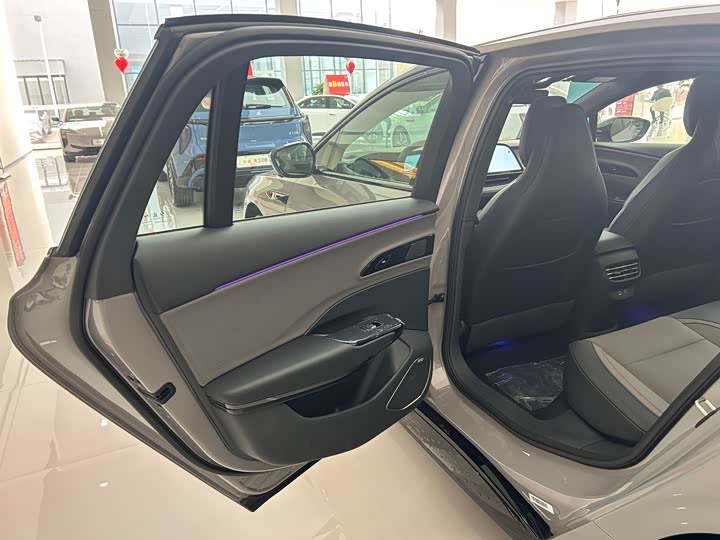 Hongqi EH7 2025 2025款 600 智选版