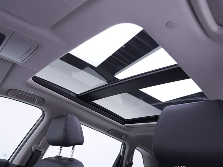 Honda Breeze 2025 2025款 240TURBO 两驱豪华版 5座