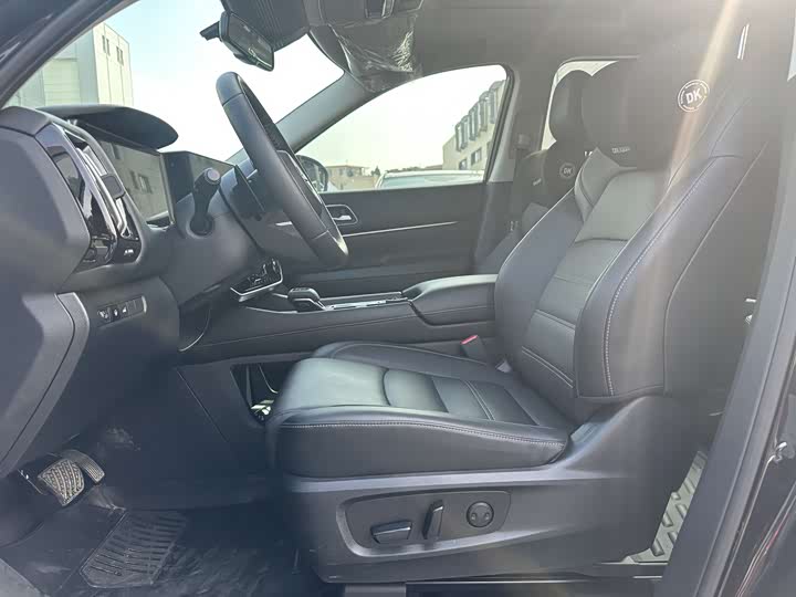 Nissan Pathfinder 2024 2024款 380VC-TURBO 四驱智驾版 6座