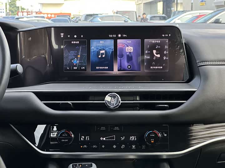 Nissan Pathfinder 2024 2024款 380VC-TURBO 四驱智驾版 6座