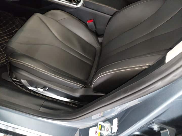 XPeng P5 2022 2022款 460E+