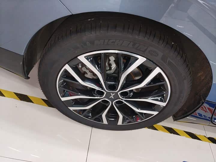 XPeng P5 2022 2022款 460E+