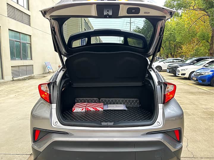 Toyota Izoa 2022 2022款 2.0L 奕享CARE版