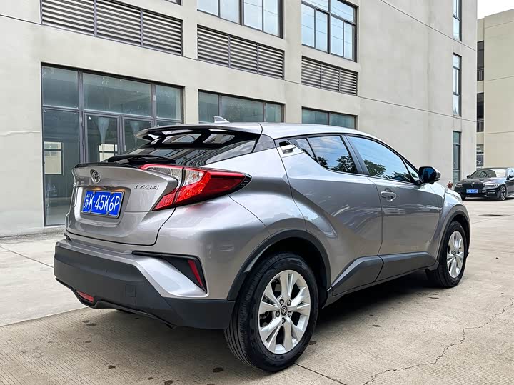 Toyota Izoa 2022 2022款 2.0L 奕享CARE版