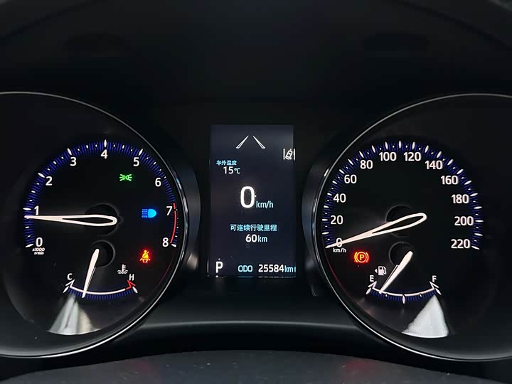 Toyota Izoa 2022 2022款 2.0L 奕享CARE版