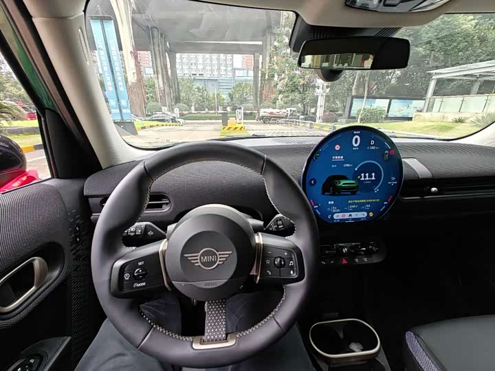 Mini Mini 2025 2025款 1.5T COOPER 经典派 五门版
