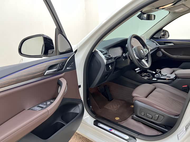 BMW X3 2023 2023款 改款 xDrive30i 领先型 M曜夜套装