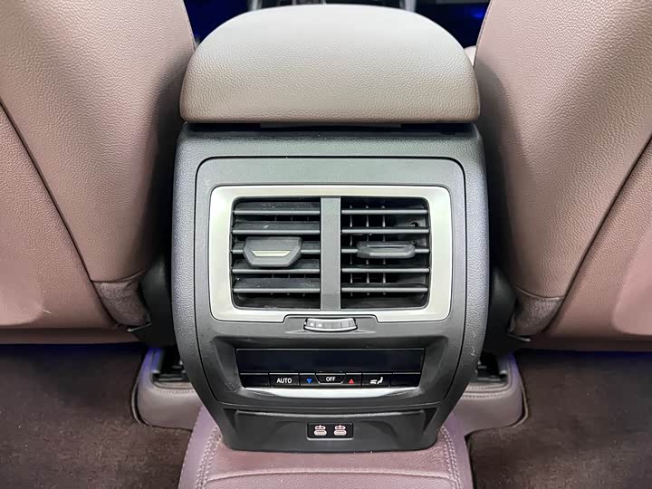 BMW X3 2023 2023款 改款 xDrive30i 领先型 M曜夜套装