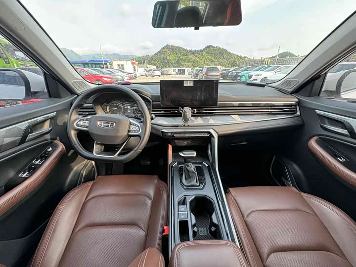 Geely Vision X6 2021 2021款 PRO 1.4T 自动尊贵型