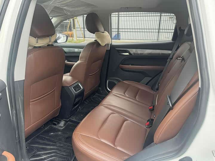 Geely Vision X6 2021 2021款 PRO 1.4T 自动尊贵型