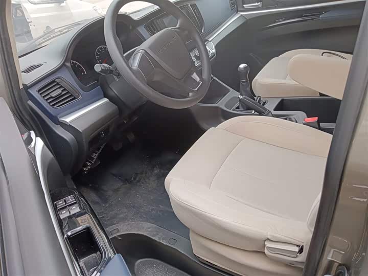 Dongfeng Forthing Lingzhi M5 2023 2023款 M5L 1.6L 基本型 7座