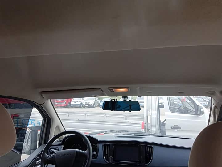 Dongfeng Forthing Lingzhi M5 2023 2023款 M5L 1.6L 基本型 7座