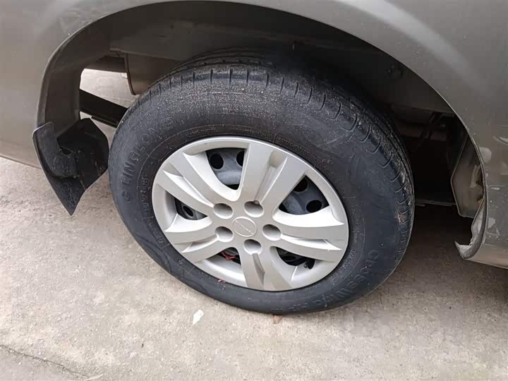 Dongfeng Forthing Lingzhi M5 2023 2023款 M5L 1.6L 基本型 7座